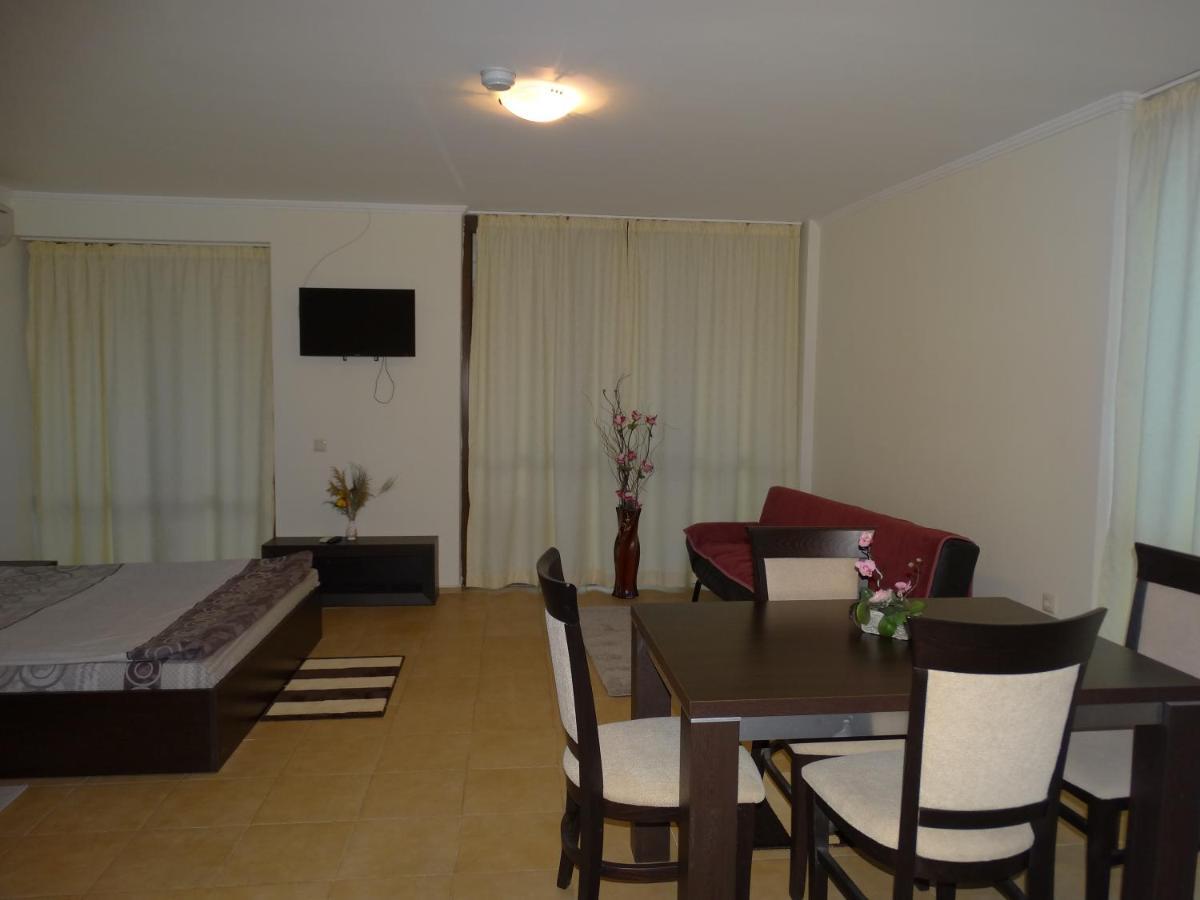 نيسيبار Chateau Del Marina Apart Complex المظهر الخارجي الصورة